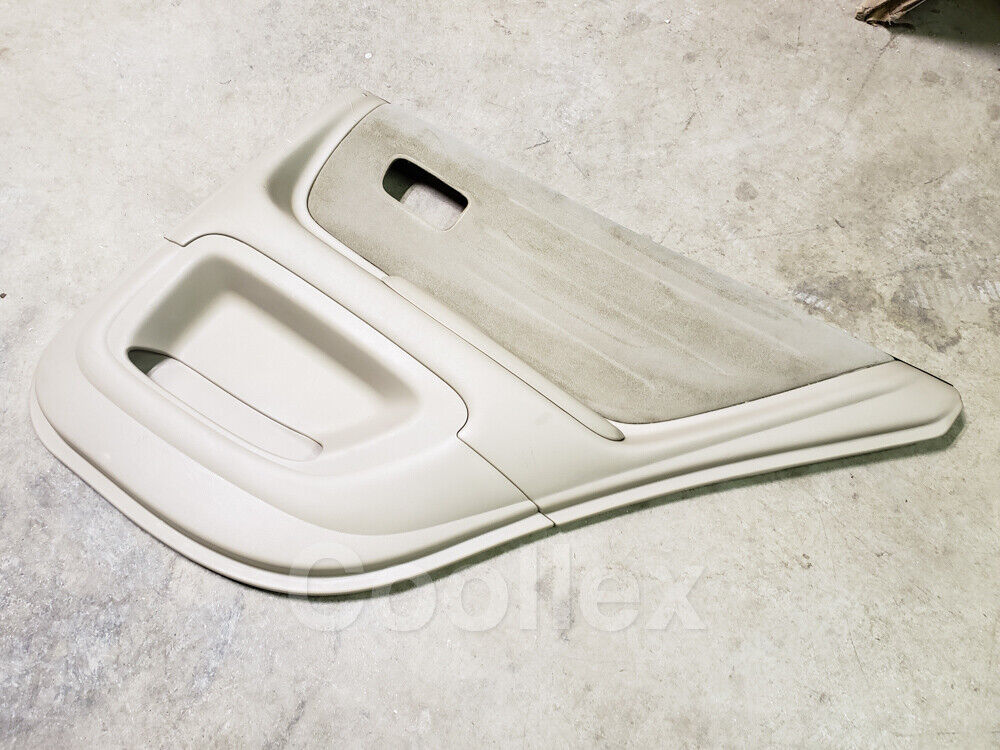 01-05 Lexus Is300 Rear Right Door Panel Ivory 67630-53060-A1 Oem