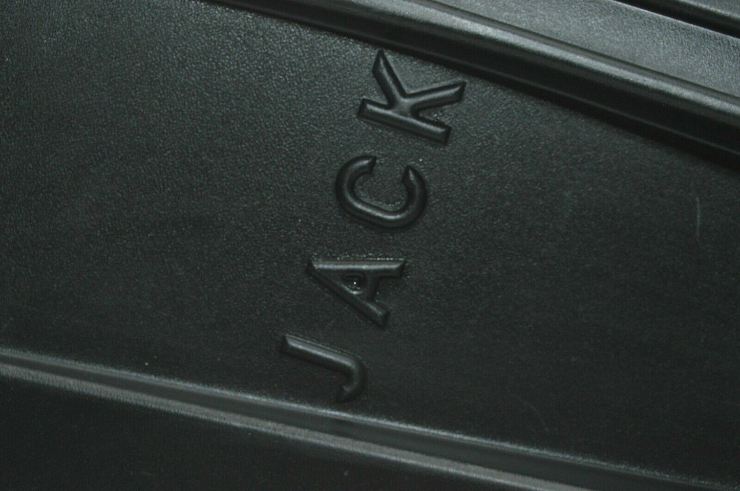 02-05 Lexus Is300 Wagon Trunk Trim Panel Jack 64741-53022 Oem Used