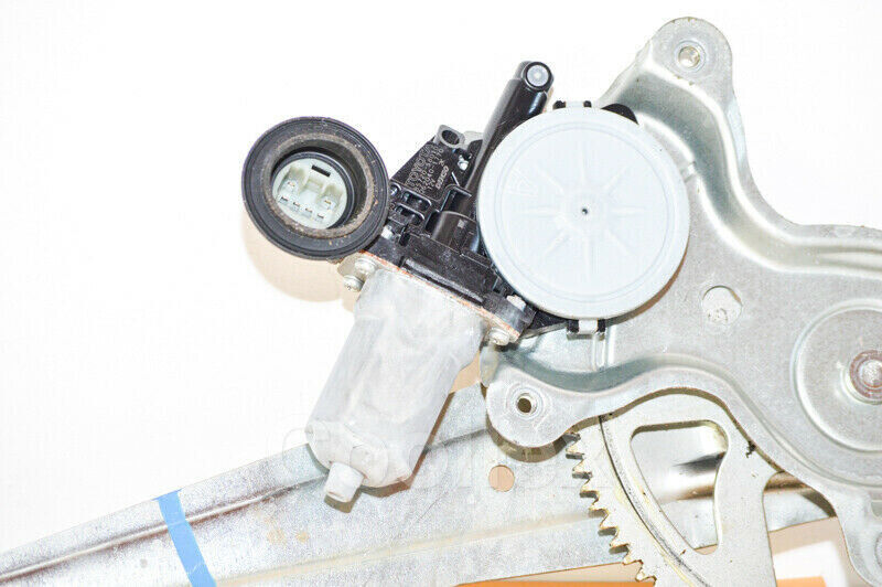 06-08 Lexus Is250 Rear Right Window Motor w/Regulator 85720-58010 Oem