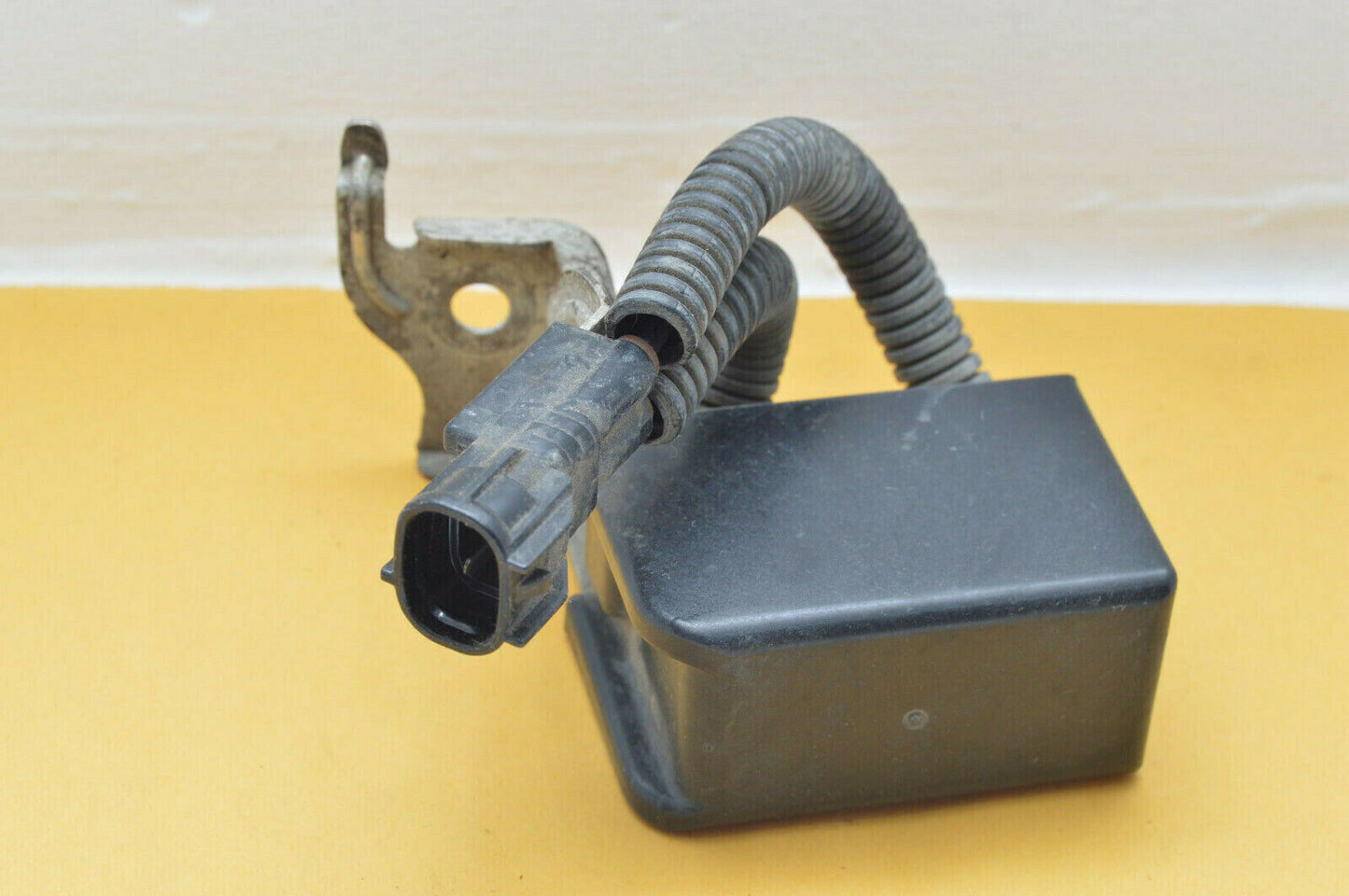 06-13 Lexus Is250 Is350 Ac Condenser Sensor 86516-53010 Oem Used