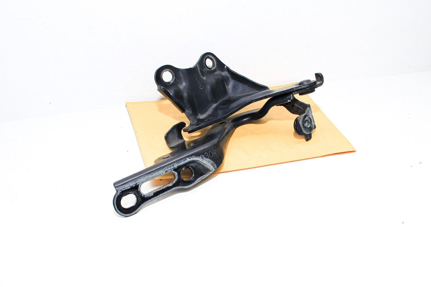 06-13 Lexus Is250 Is350 Right Hood Hinge 53410-53020 Oem Used