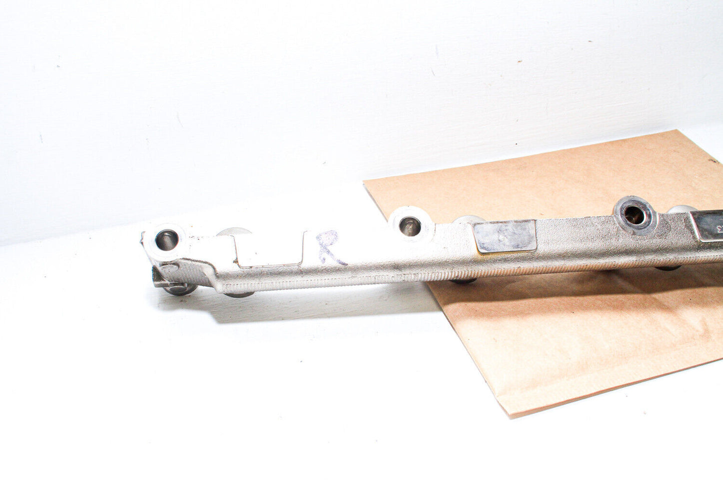 07-09 Lexus Ls460 Right Lower Fuel Rail 23815-38020 Oem
