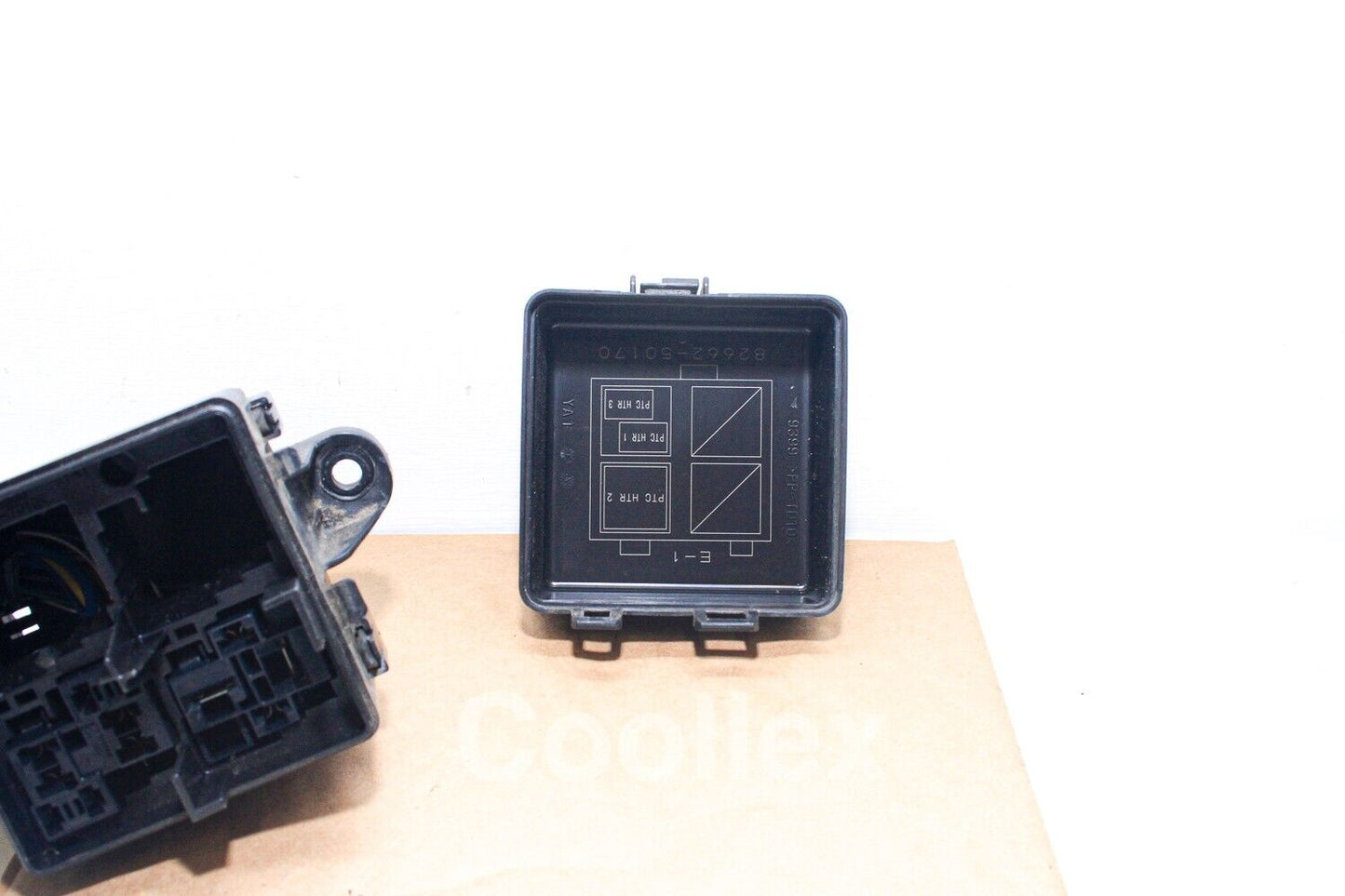 07-09 Lexus Ls460 Upper & Lower Relay Block Cover 82662-50170 82663-50120 Oem