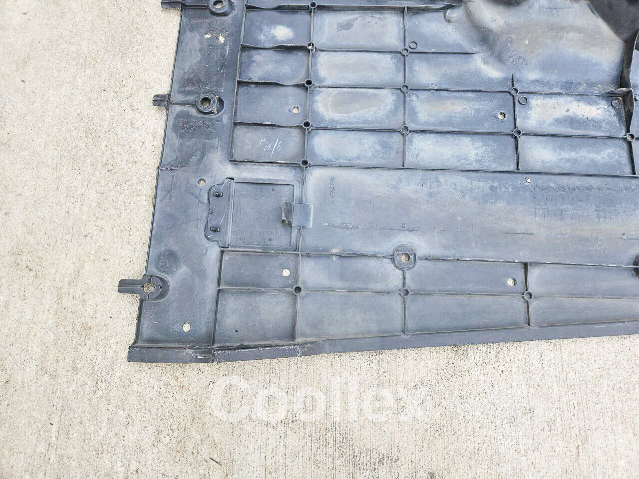 07-12 Lexus Ls460 L Cover, Rear Right Floor Side Member 57627-50020 Oem