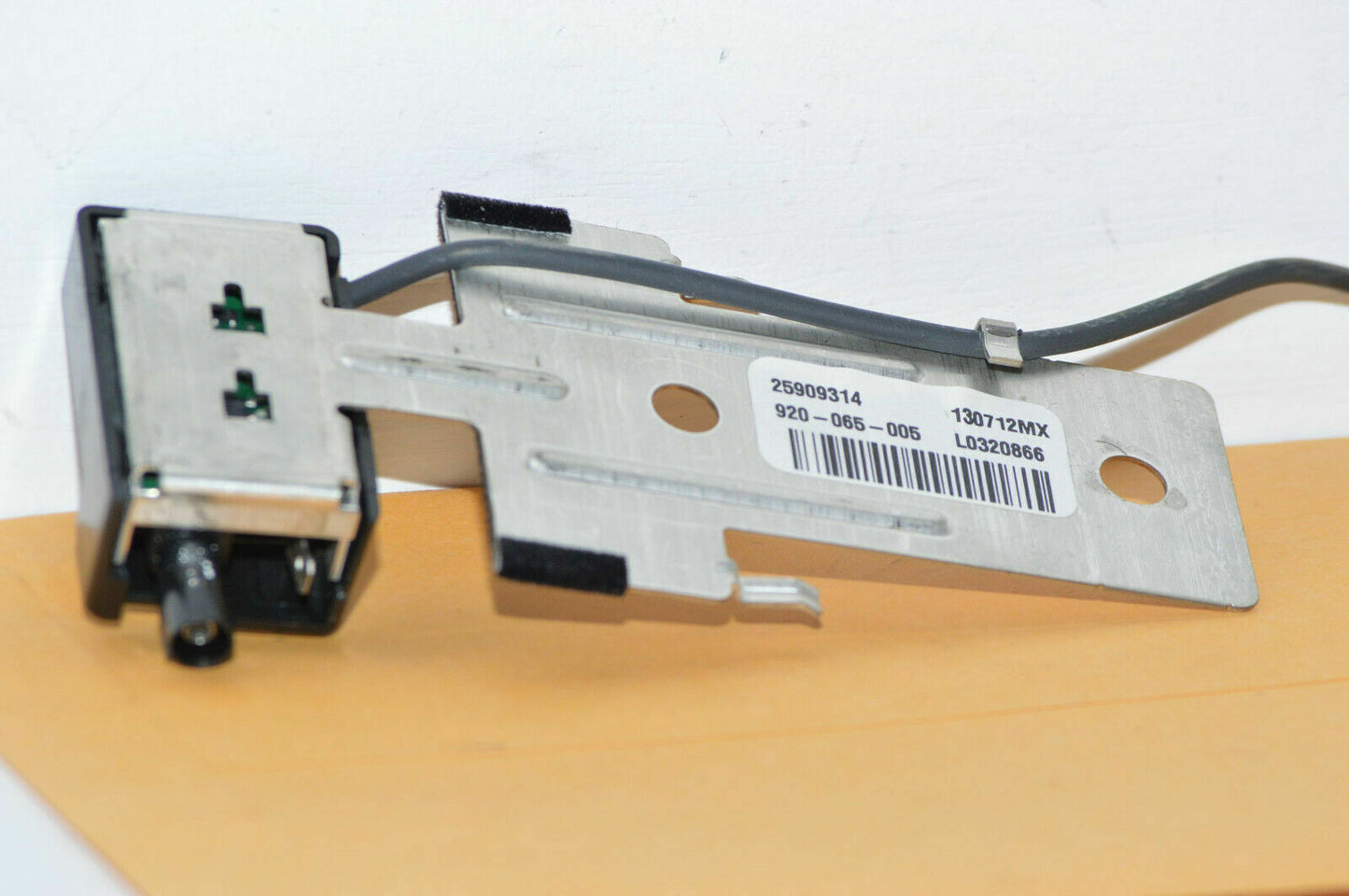 07-16 Gm Radio Antenna Module Assembly, Eccn=7A994 25909314 Oem Used