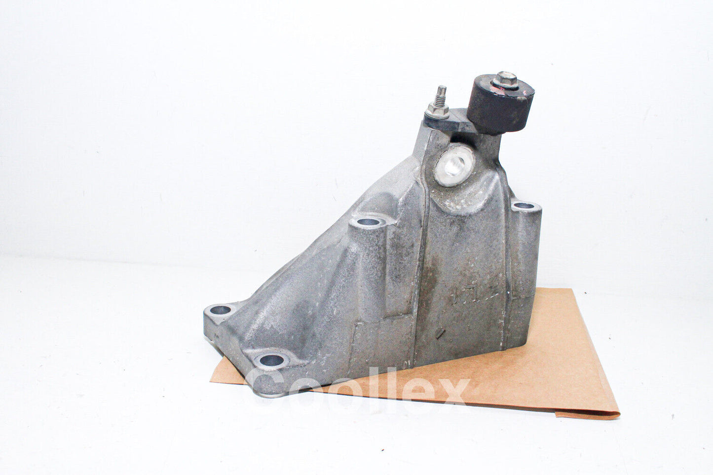 07-17 Lexus Ls460 Left Engine Mount Bracket 12302-38170 Oem
