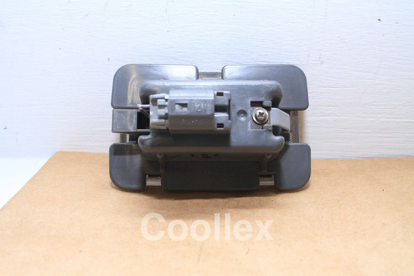 07-17 Lexus Ls460 Trunk Lamp 81330-50021 Oem Used