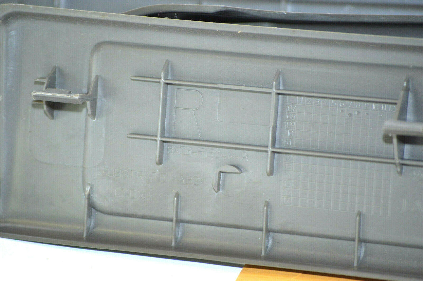 09-11 Jaguar XF Door Scuff Plate Set C2Z27889SEL Oem Used