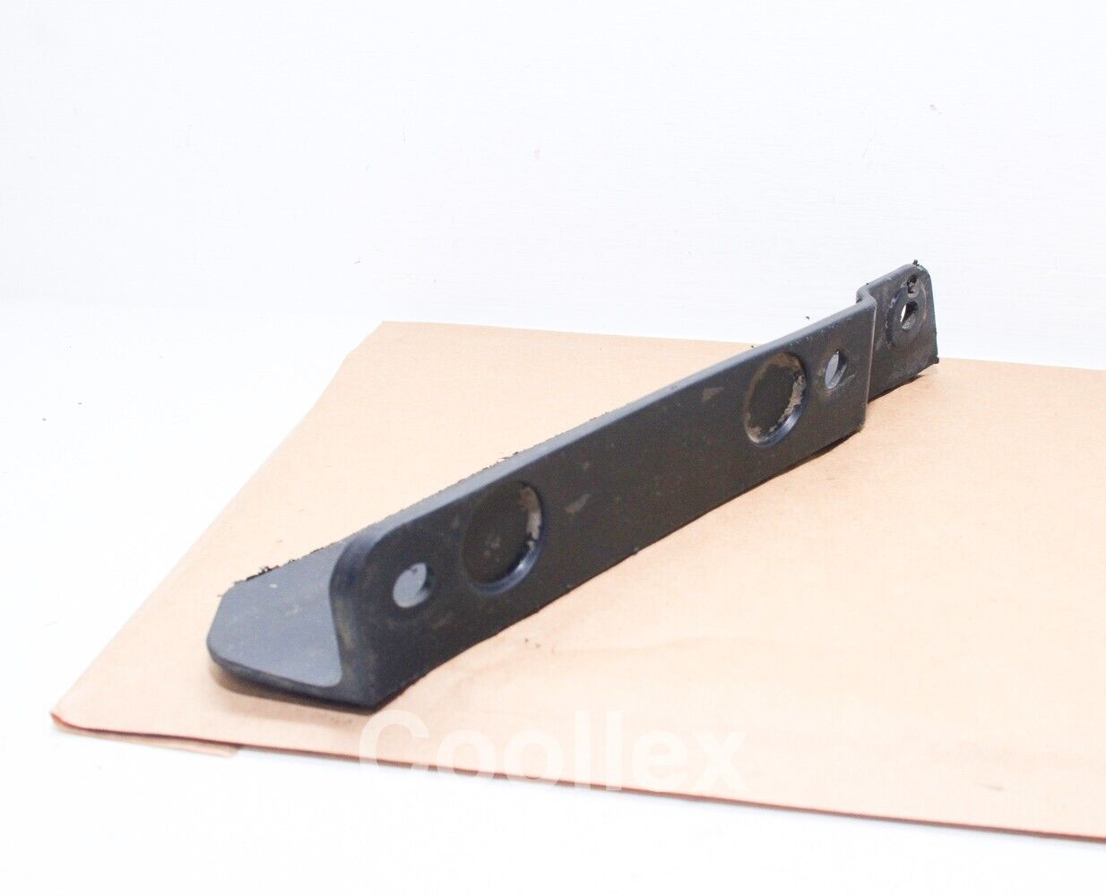 10-12 Lexus Ls460 Front Right Wheel Opening Pad 53851-50060 Oem Used