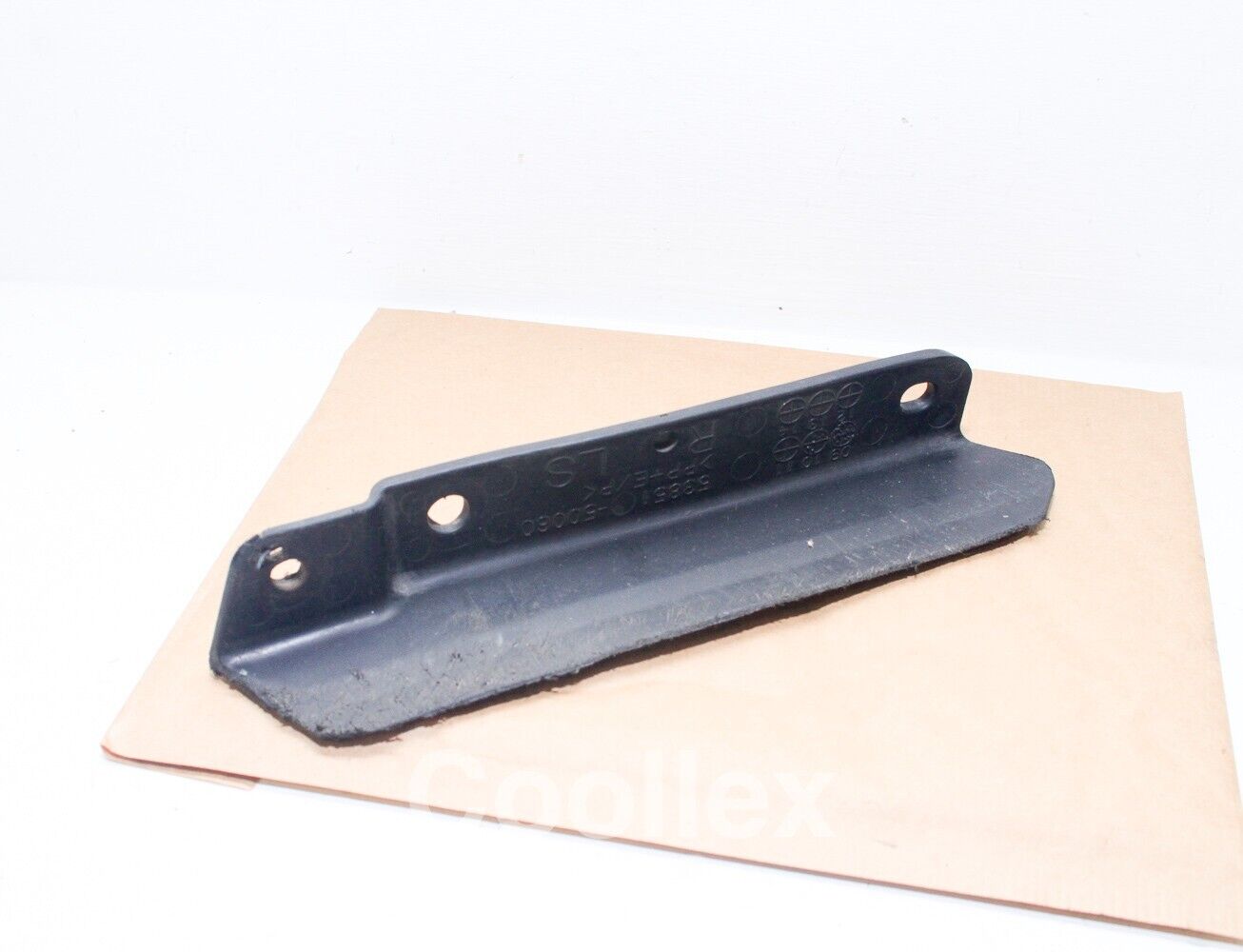 10-12 Lexus Ls460 Front Right Wheel Opening Pad 53851-50060 Oem Used