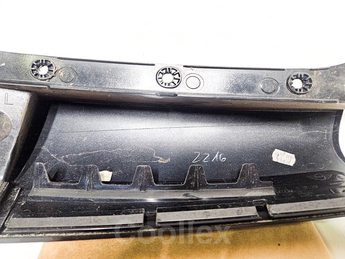 09-14 MINI Cooper Clubman Roof Rear left Pillar Molding 51-13-0-053-541 Oem Used