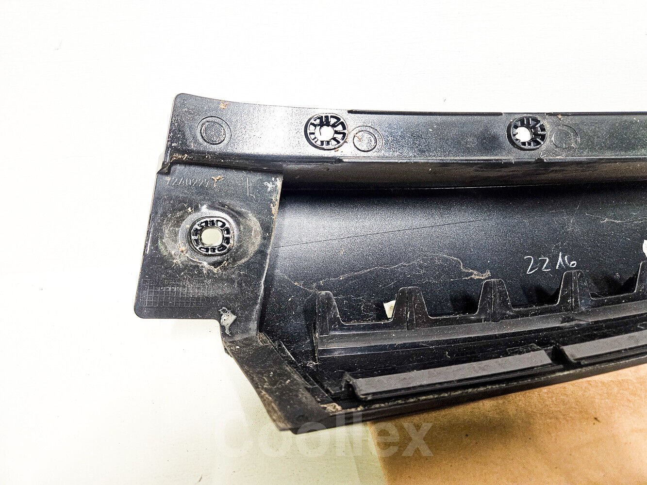 09-14 MINI Cooper Clubman Roof Rear left Pillar Molding 51-13-0-053-541 Oem Used
