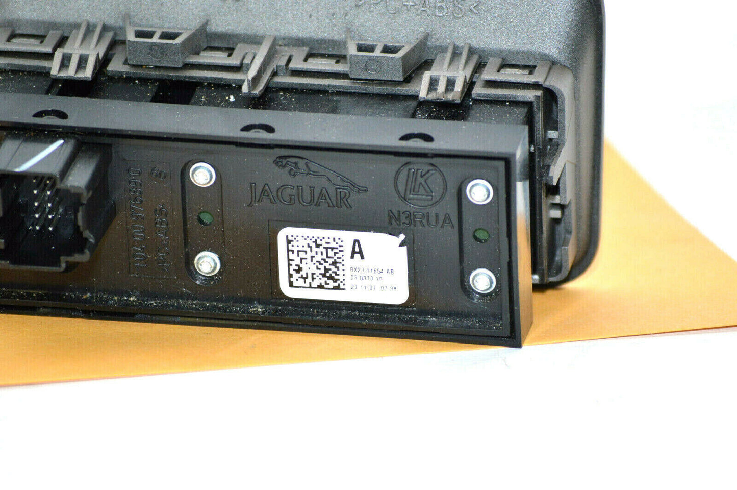 09-15 Jaguar XF Headlight Switch. SwitchPACK - Trunk C2Z1490 Oem