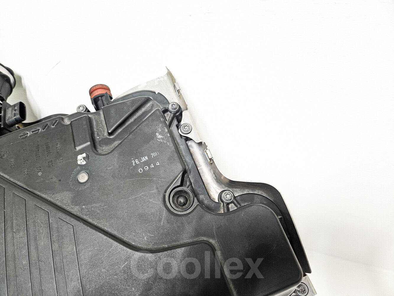 11-13 Bmw 550i F10 Left Intake Air Cleaner 4.4 13-71-7-577-467 Oem Used