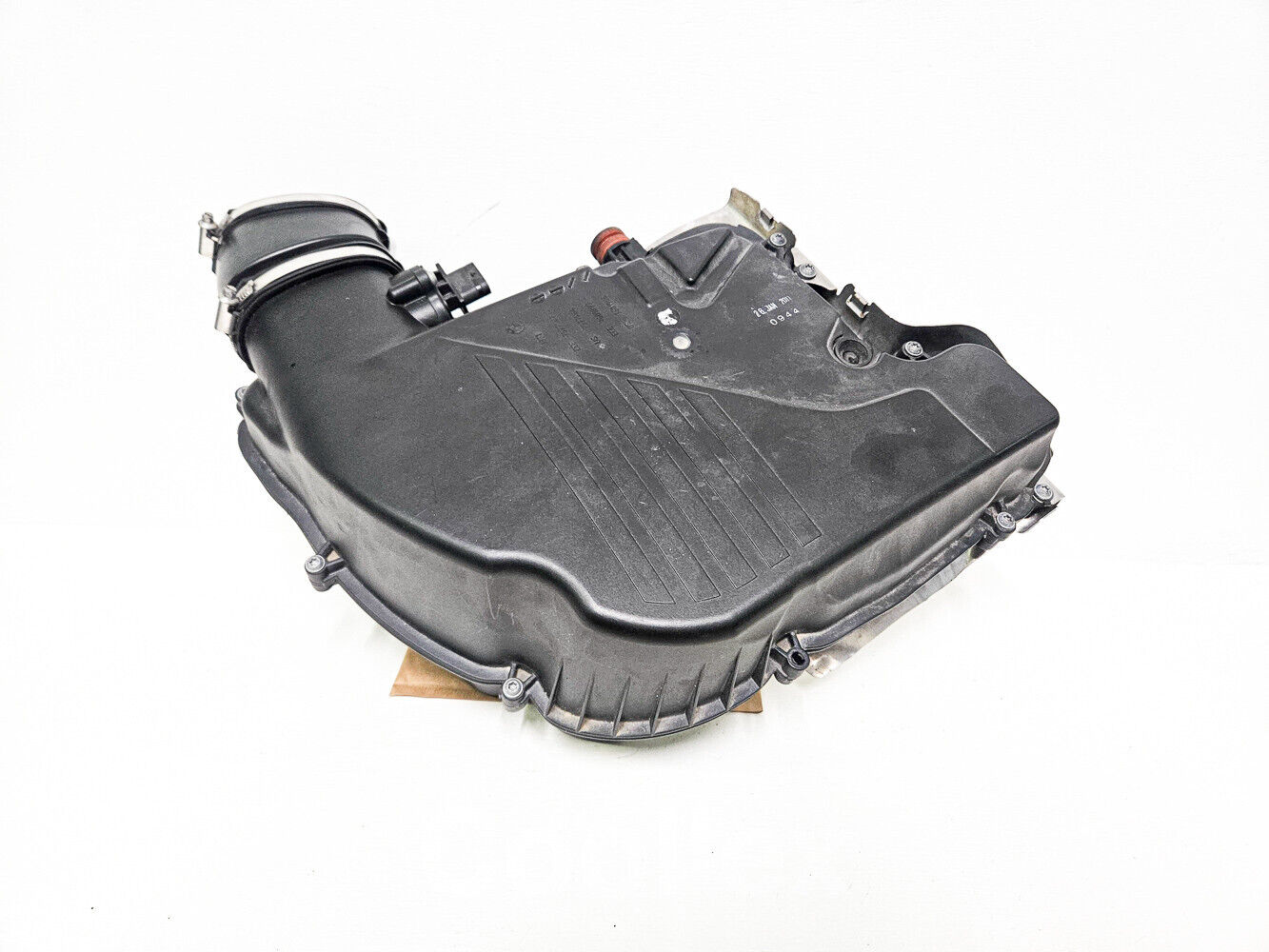 11-13 Bmw 550i F10 Left Intake Air Cleaner 4.4 13-71-7-577-467 Oem Used
