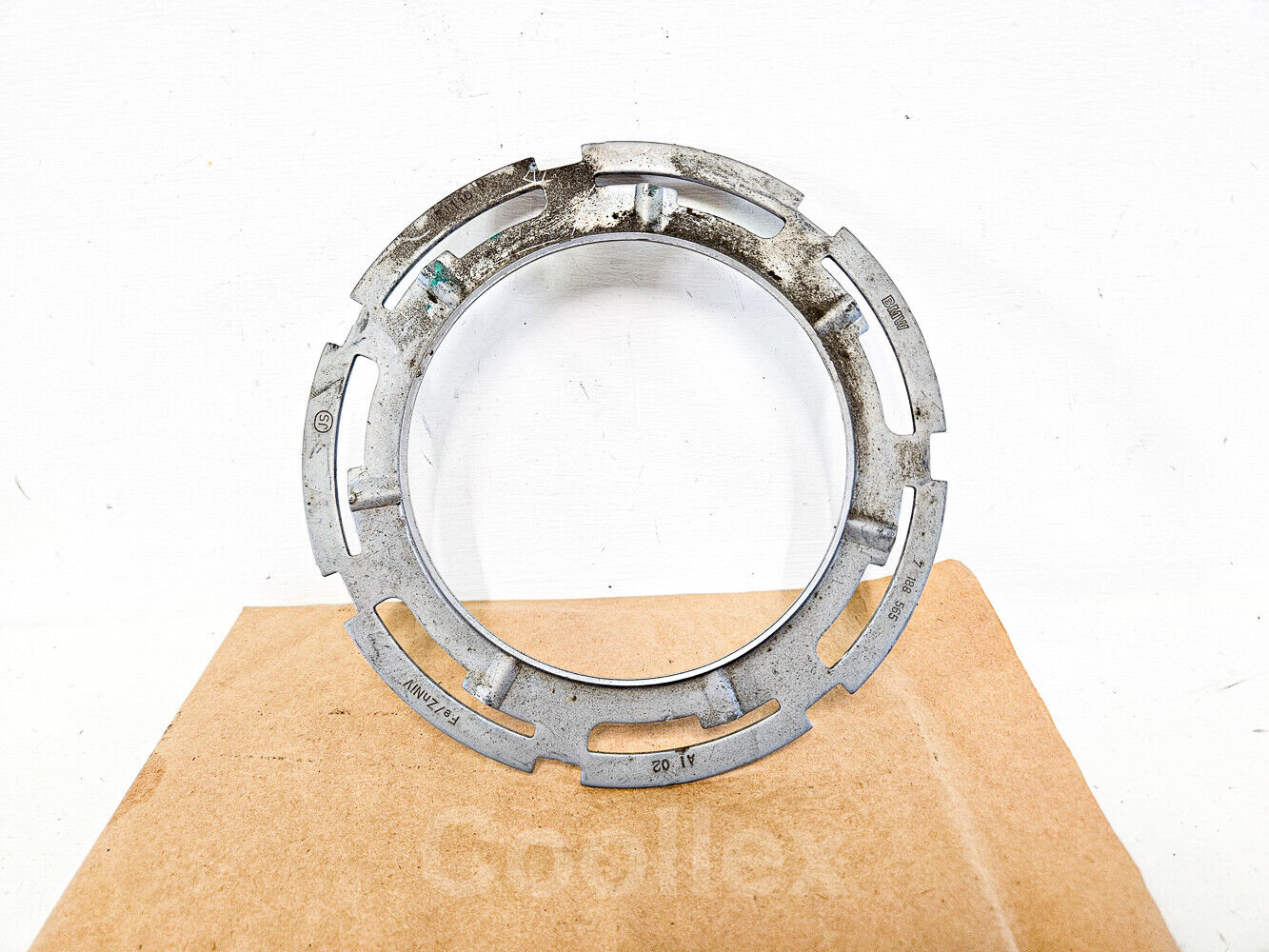 11-25 Bmw 550i F10 Fuel Tank Lock Ring 16-11-7-188-565 Oem Used