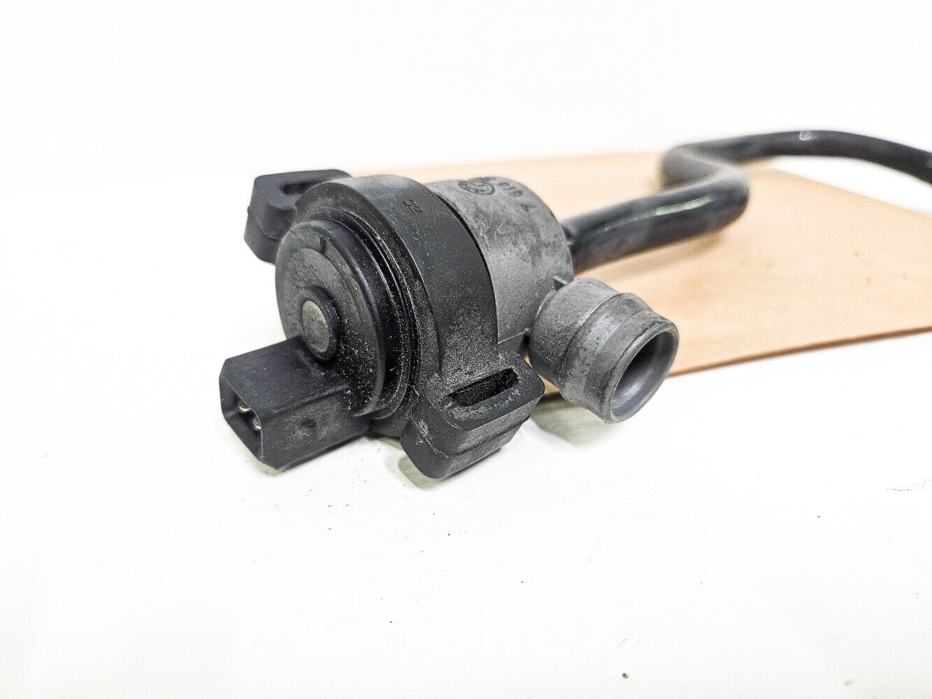 11-16 Bmw 550i F10 Fuel Tank Vent Valve 13-90-7-619-297 Oem Used