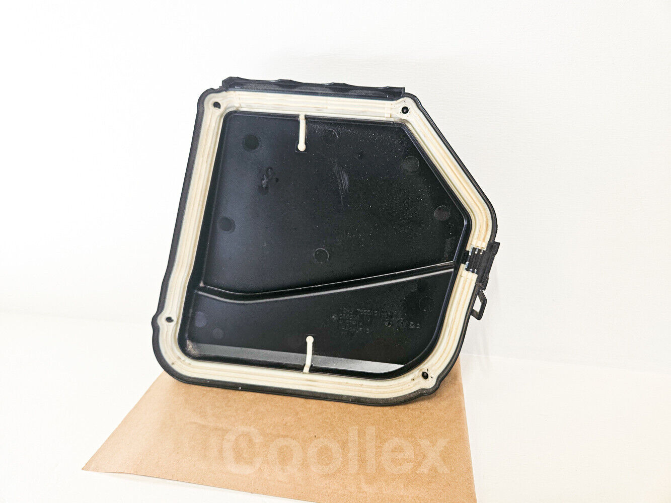 11-12 Bmw 550i F10 Fuse Box Cover 12-90-7-555-150 Oem Used