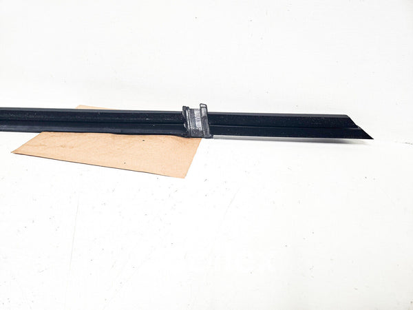 11-16 Bmw 550i F10 Inner Rear Right Window C Channel 51-35-7-182-290 Oem Used