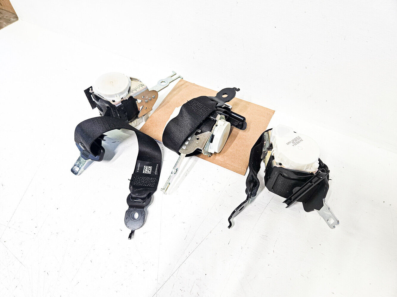 11-16 Bmw 550i F10 Rear Seat Belt Set 72-11-9-163-245, 72-11-7-243-759 Oem