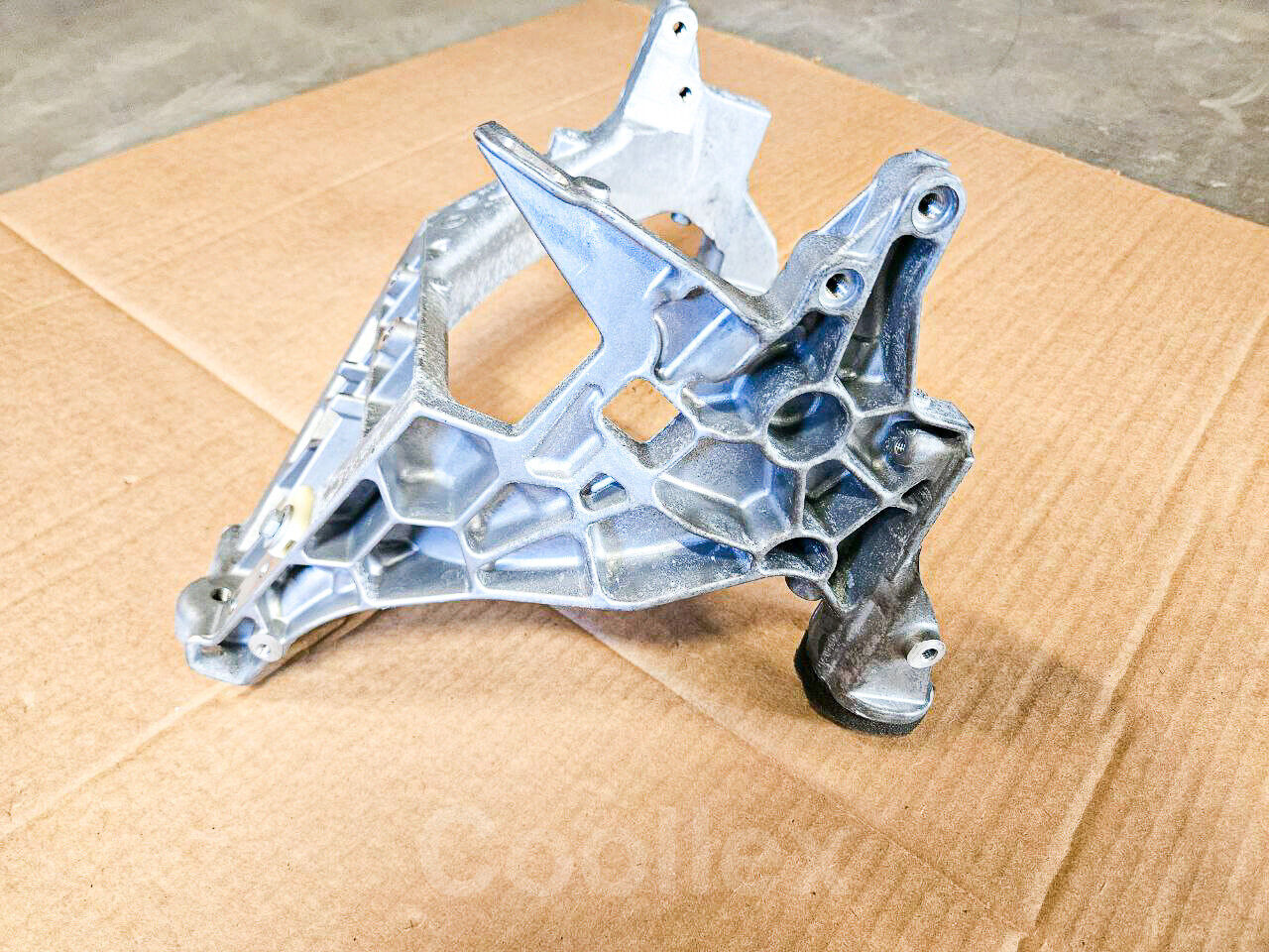 11-16 Bmw 550i F10 Steering Column Support Bracket for 51-45-9-195-221 Oem