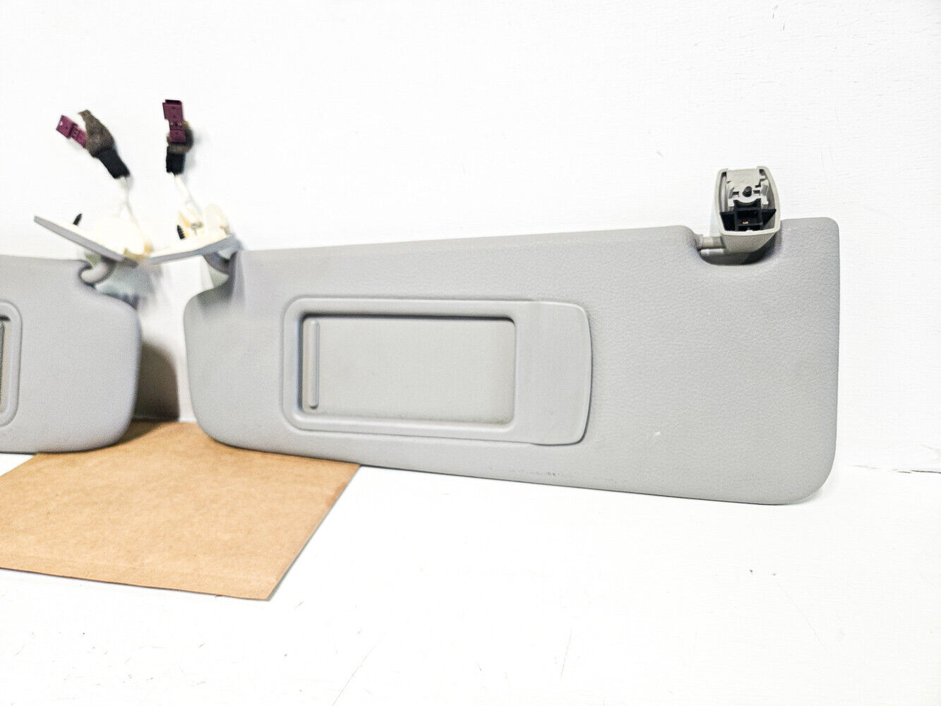 11-16 Bmw 550i F10 Sun-Visor Left Right 51-16-7-248-861, 51-16-7-248-862 Oem