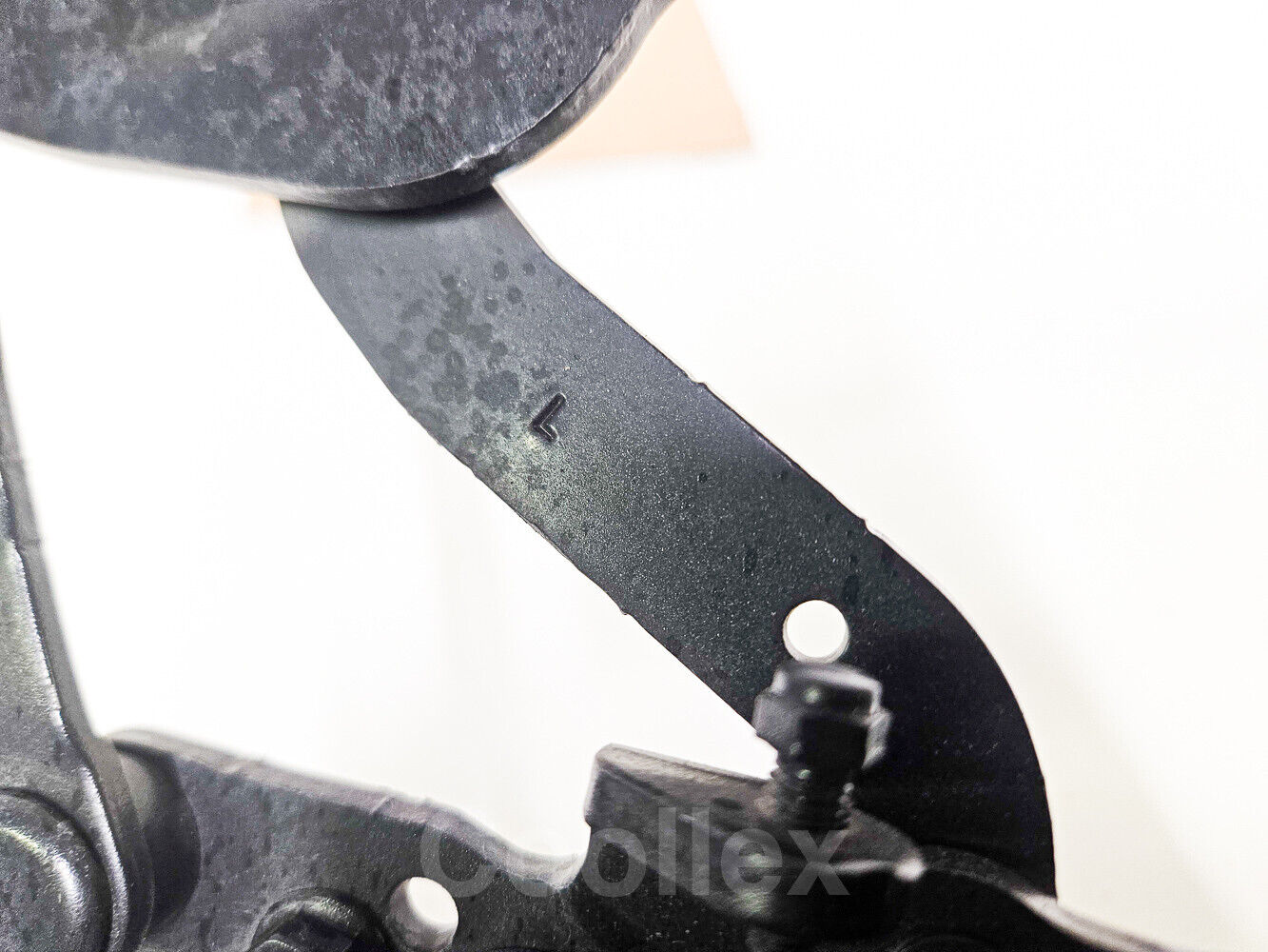 11-19 Bmw 550xi F10 Left Engine Hood Hinge 41-61-7-207-199 Oem Used