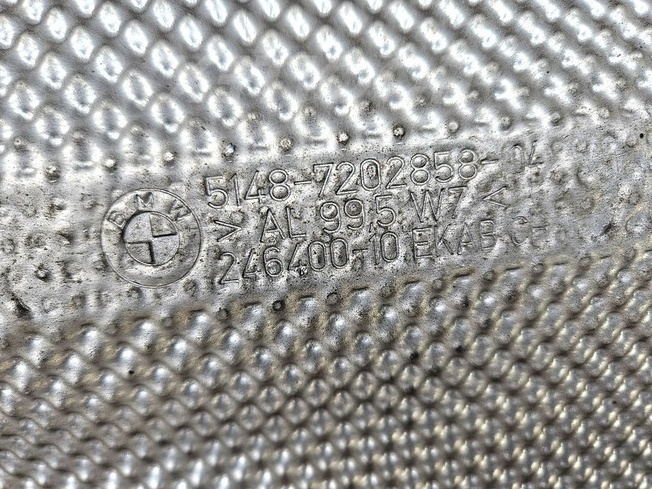 11-16 Bmw 550i F10 Tunnel Heat Insulator 514820 51-48-7-202-858 Oem Used