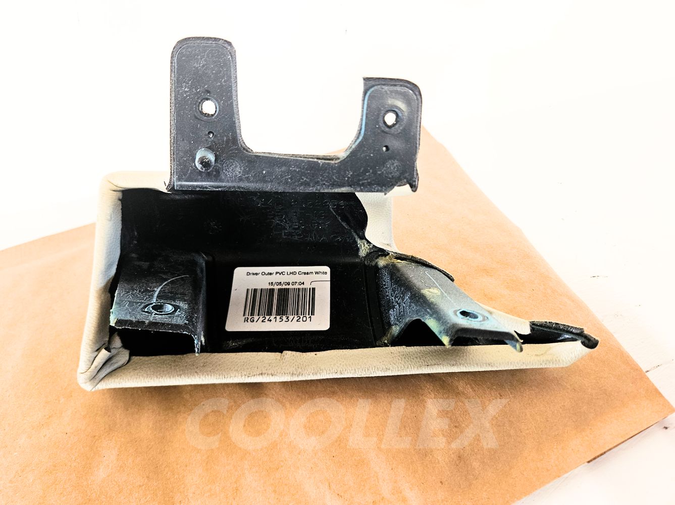 07-14 Mini Cooper Clubman Dashboard Knee Bolster Left Cream White 51-45-2-752-858 Oem Used