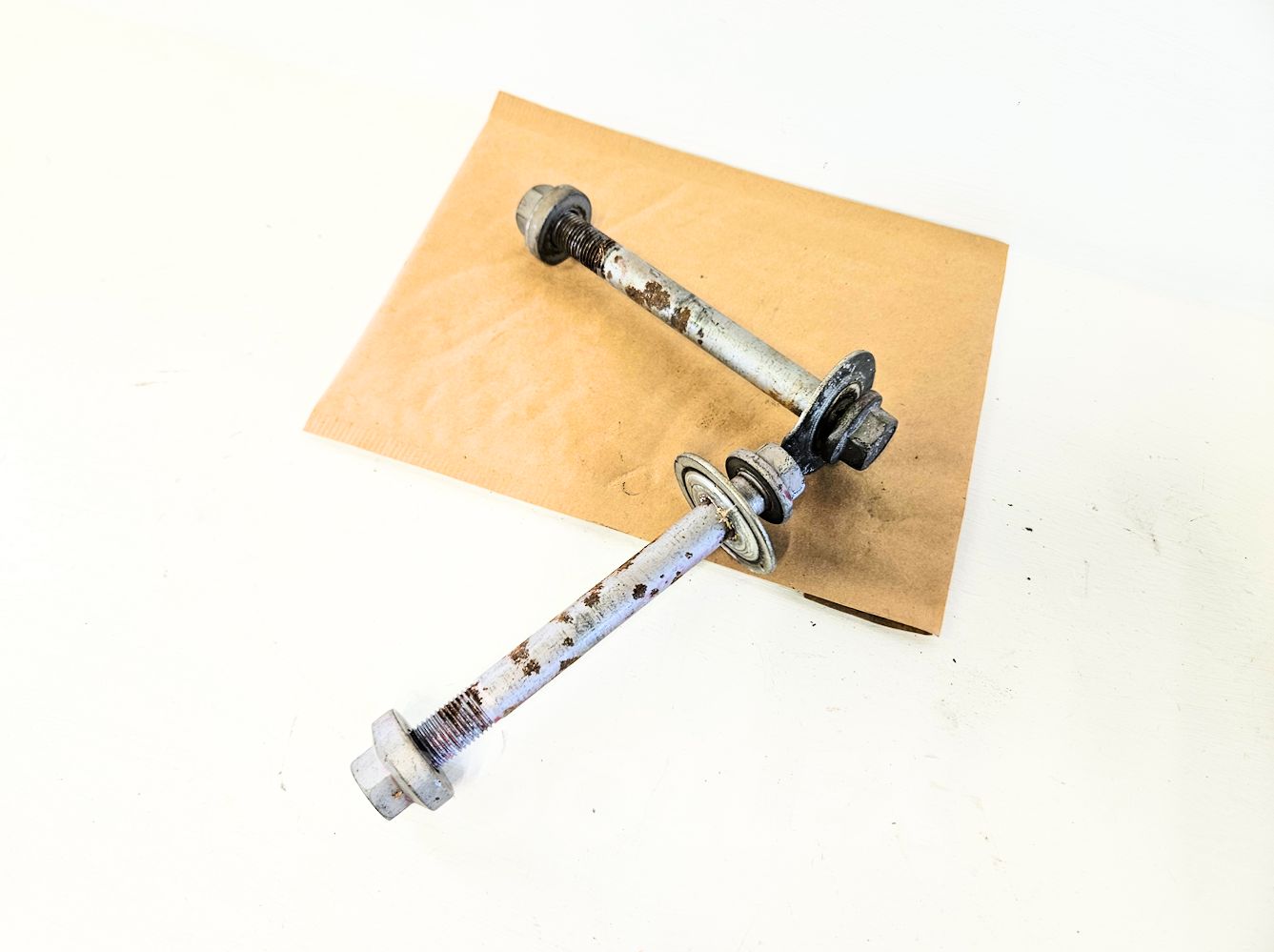 06-13 Lexus Is250 Is350 Steering Rack Bolts 90105-14162 Oem Used