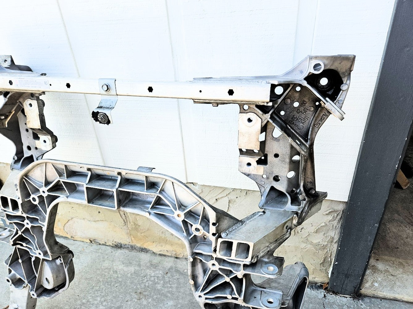 11-19 Bmw 550i Awd F10 Front Subframe Engine Cradle Front Axle Support 31-11-6-799-321 Oem Used