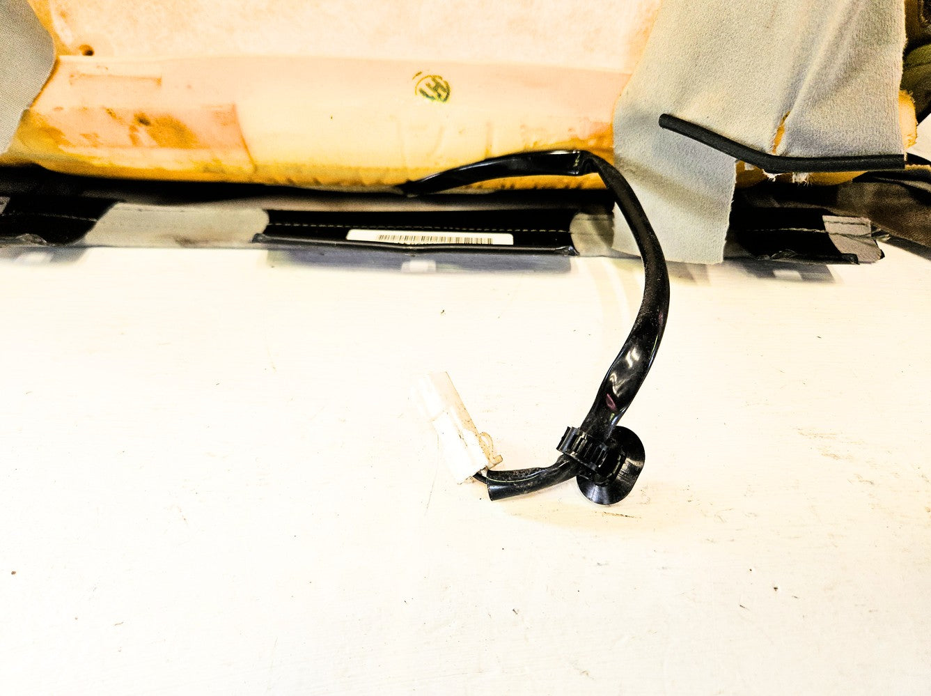 06-08 Lexus Is250 Seat Upper Cushion Front Right Pass Gray 71073-53C10-B0 Oem Used