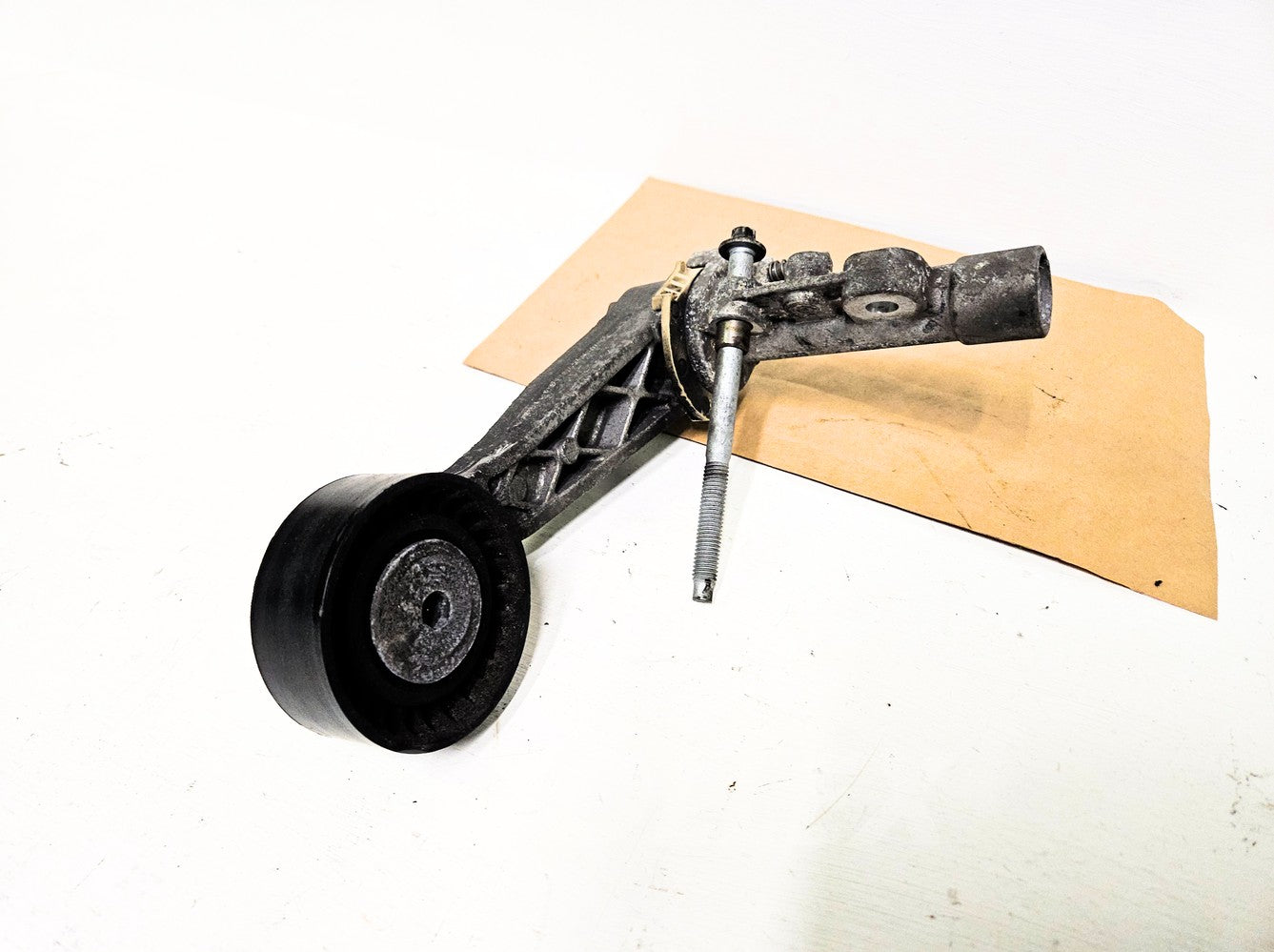 07-14 Mini Cooper Clubman Accessory Drive Belt Tensioner 11-28-7-571-015 Used