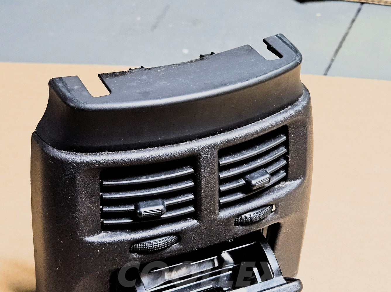 06-13 Lexus Is250 Rear Air Vent Louver 58903-53010 Oem Used