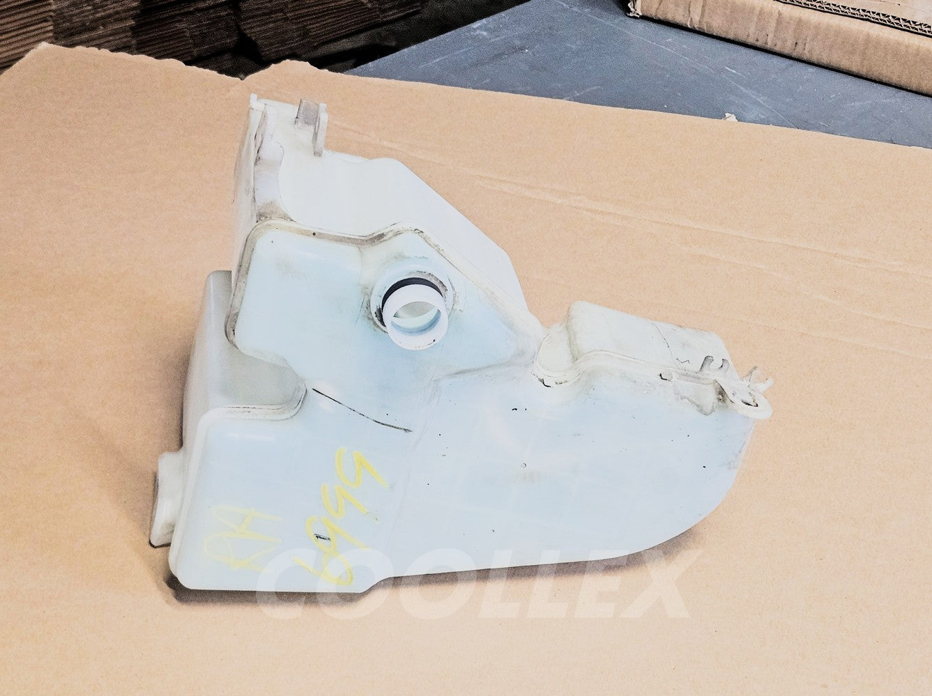 06-15 Lexus Is250 Washer Reservoir 85315-30380 Oem used