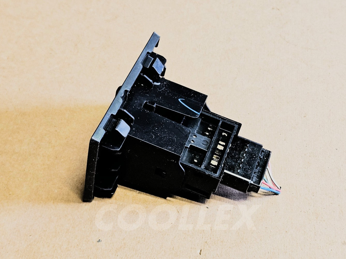 06-13 Lexus Is250 Trunk Lid, Fuel Door Release Switch 84840-33080 Oem Used