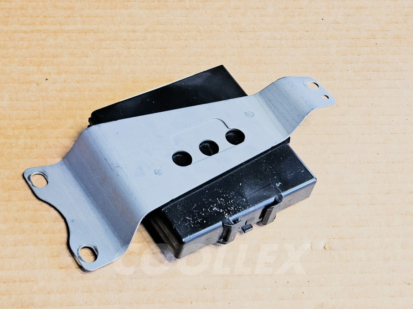 06-13 Lexus Is250 Instrument panel, power source module 89670-53090 Oem Used