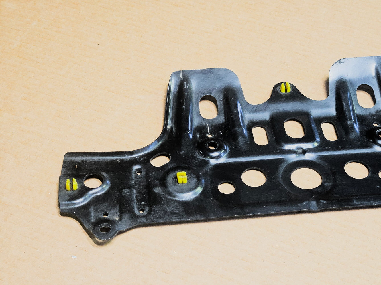 2006-2014 Lexus Is250 Radiator Support Splash Shield 51219-30031 Oem Used