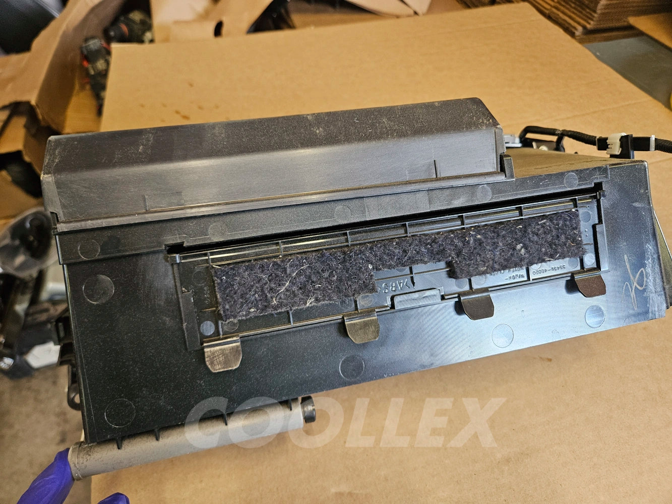 2009-2010 Lexus Is250 Glove Box Gray 55550-53062-B0 Oem Used