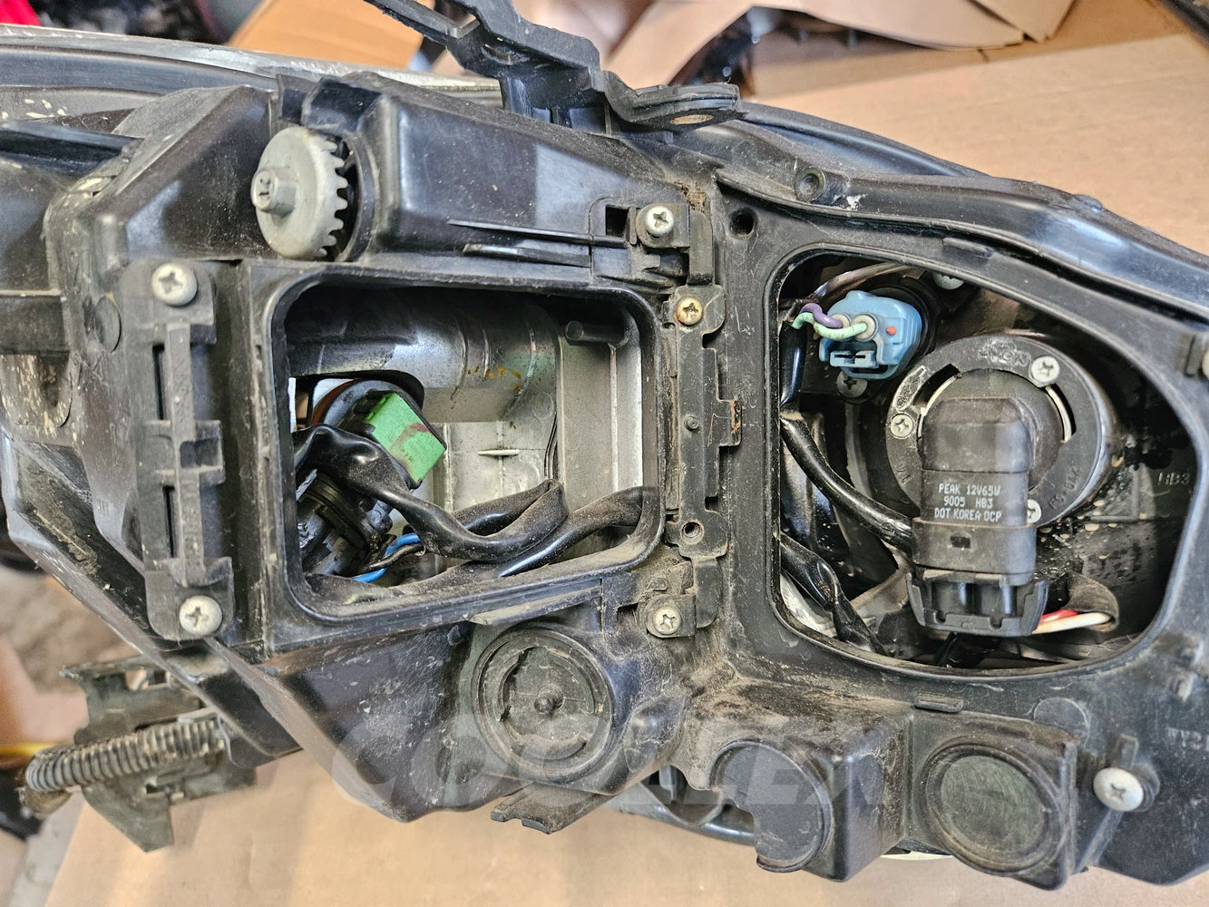2006-2010 Lexus IS250 Front Lh Driver Head Light 81070-53240 Replacement Used