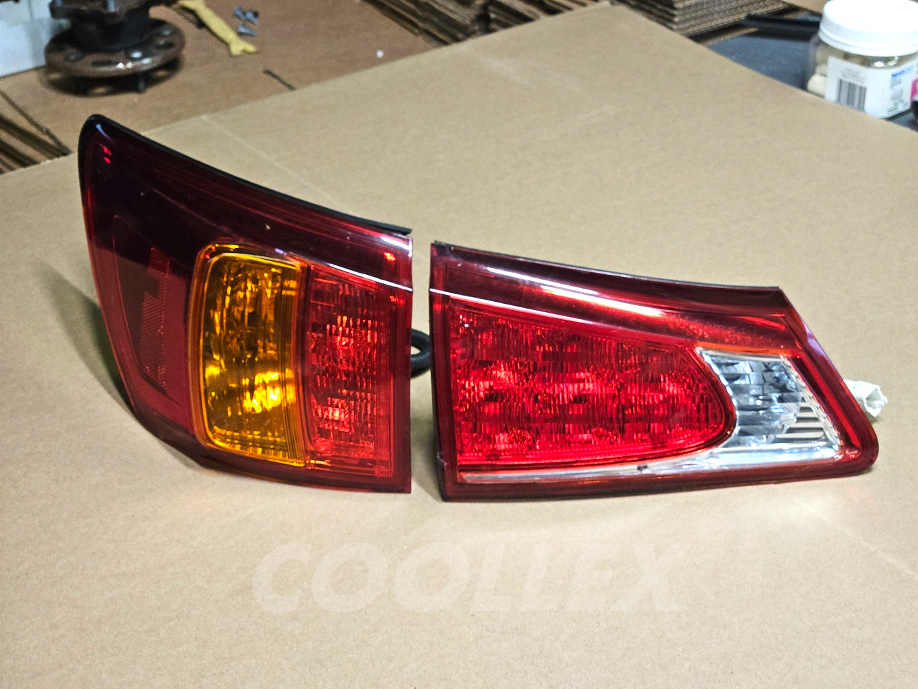 2009-2013 Lexus Is250 Is350 Rear Left Tail LIght Complete 81561-53220, 81591-53090 Oem Used