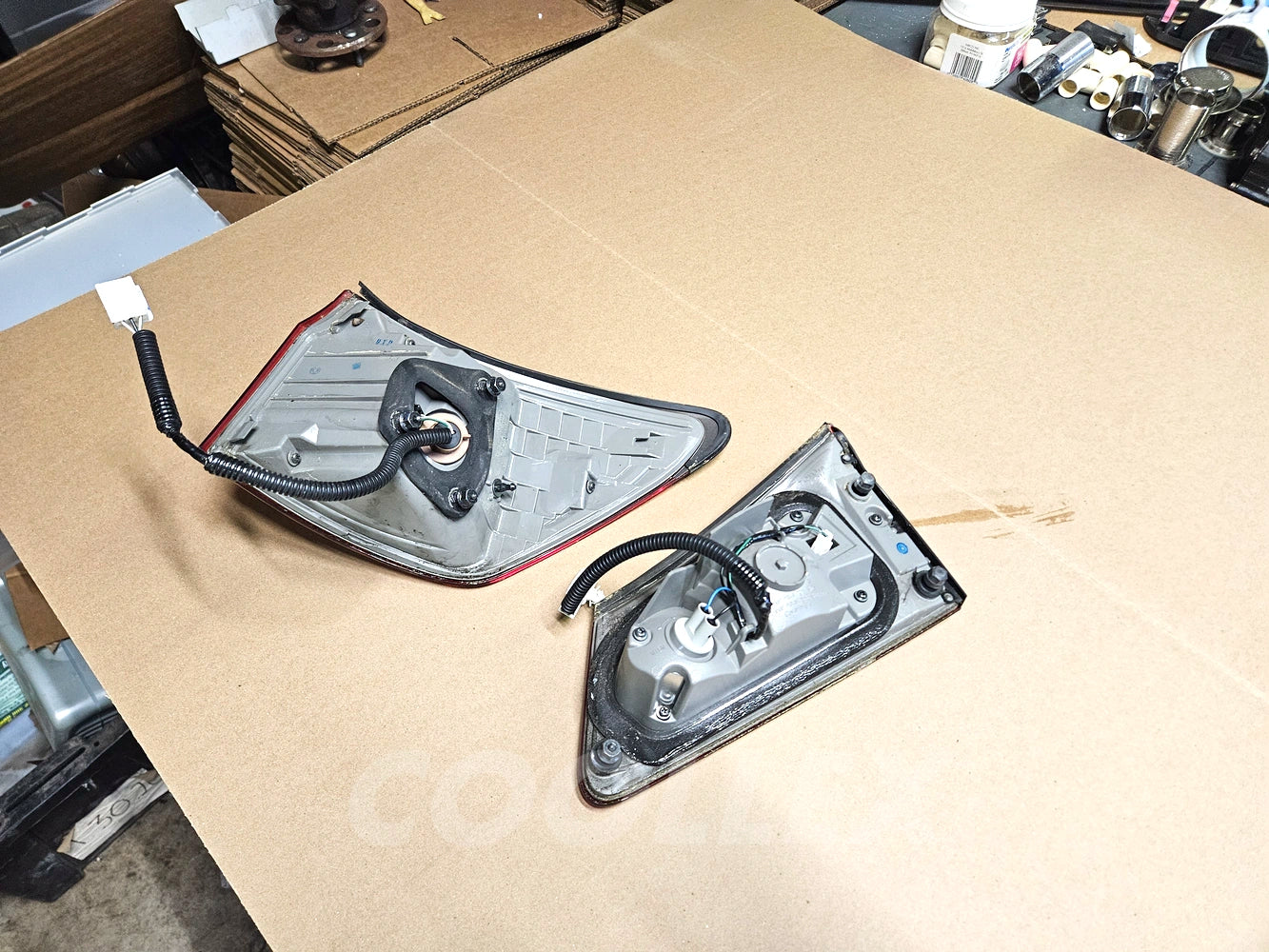 2009-2013 Lexus Is250 Is350 Rear Left Tail LIght Complete 81561-53220, 81591-53090 Oem Used