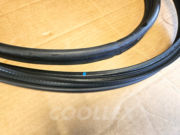 2006-13 Lexus Is250 Trunk WeatherStrip Seal 64461-53020 Oem Used