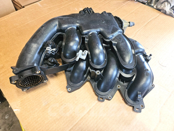 2006-15 Lexus Is250 Intake Plenum 17190-31071 Oem Used (Needs Repair)