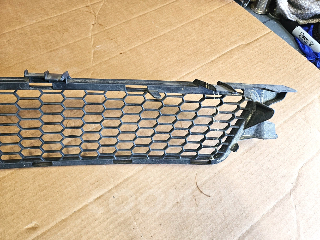 09-10 Lexus Is250 Lower Bumper Grille 53113-53010 Oem Used