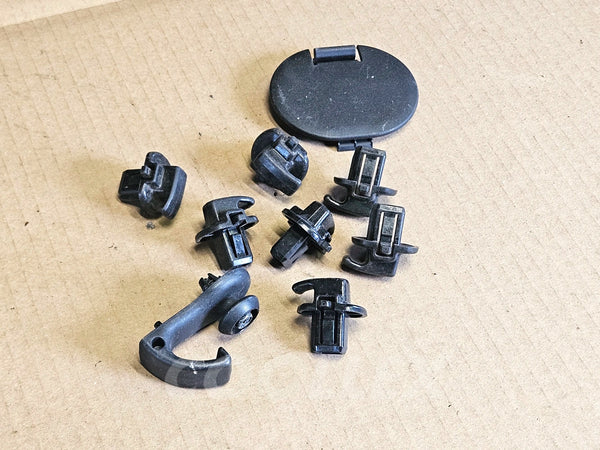 2006-13 Lexus Is250 Luggage Compartment Hooks & Trunk Hardware 66311-30010 Oem Used
