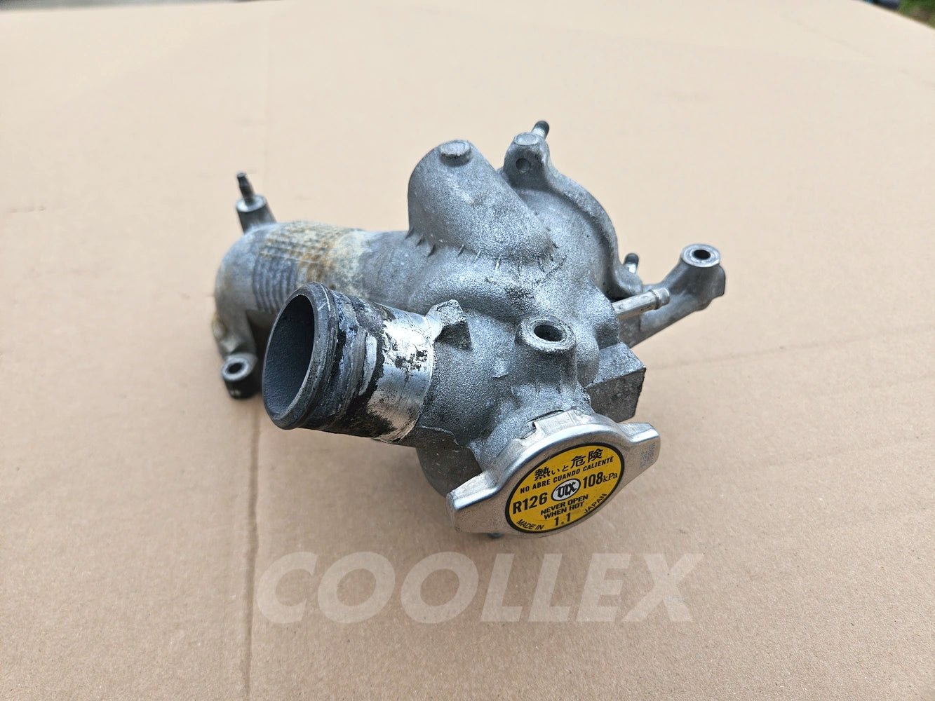 2006-18 Lexus Is250 Is350 Front Water Outlet 16304-31037 Oem Used