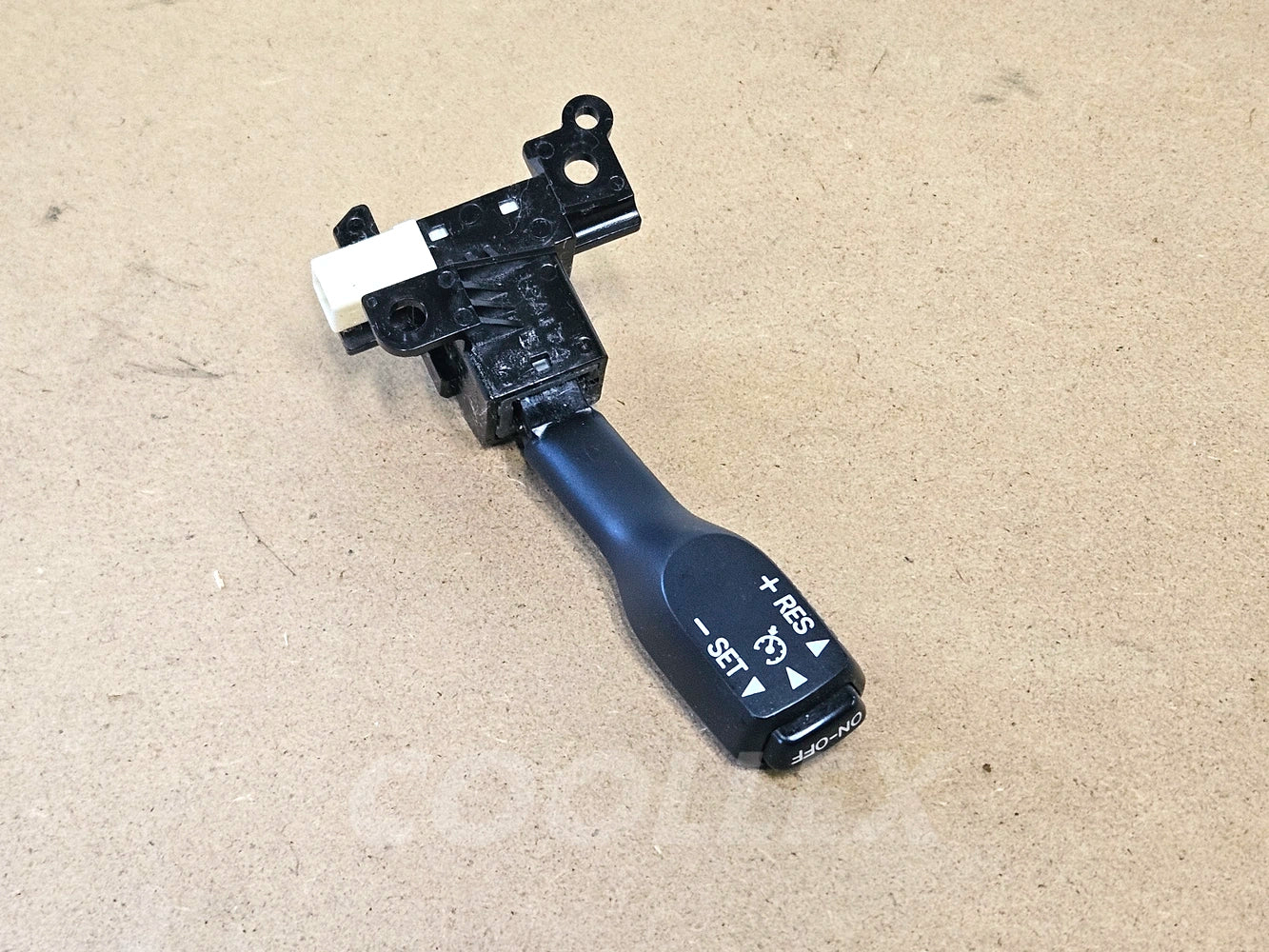 06-2020 Lexus Is250 Cruise Control Switch 84632-58011 Oem Used