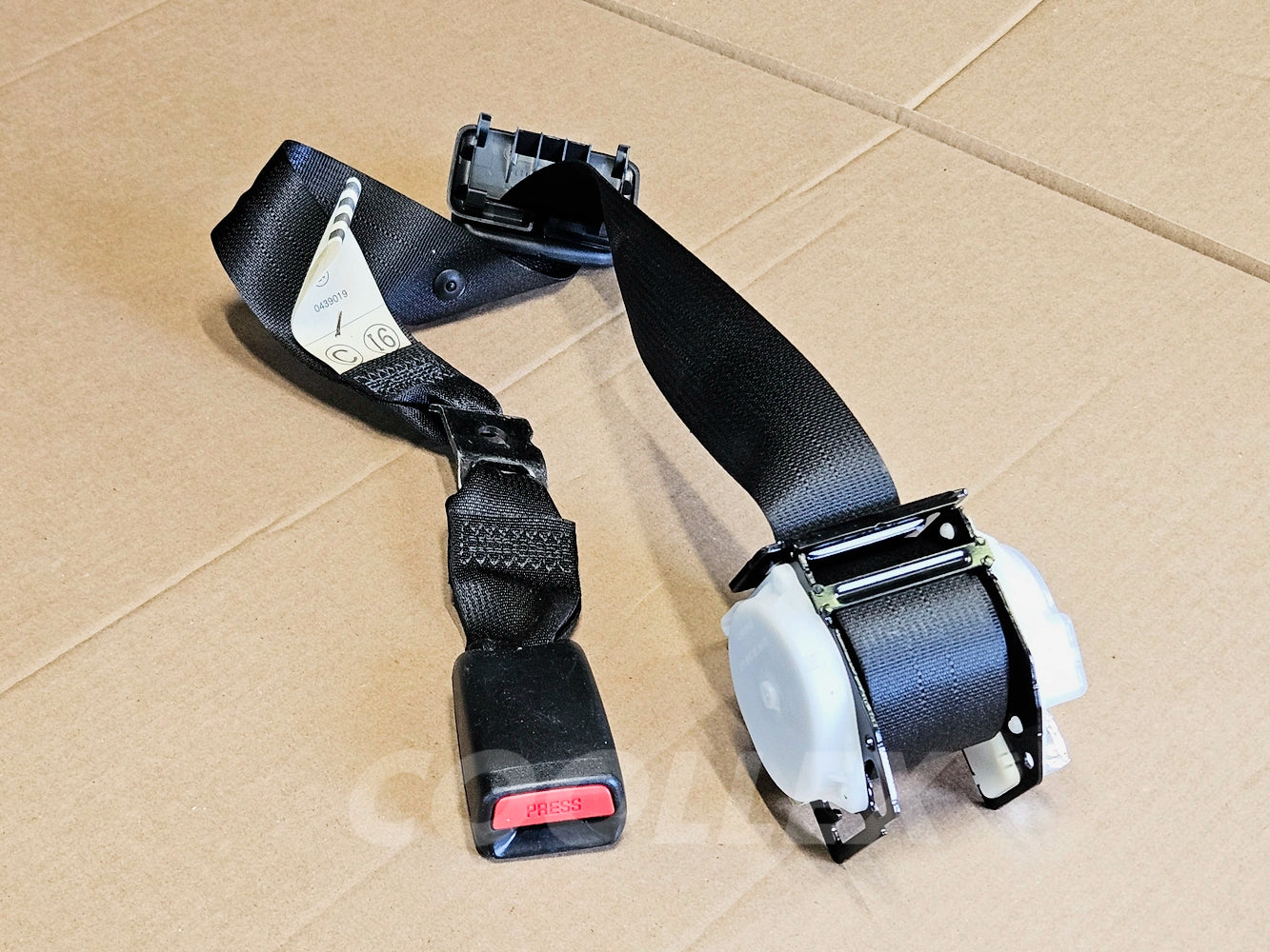 10-2013 Lexus Is250 Rear Center Lap Shoulder Belt 73470-53080 Oem Used