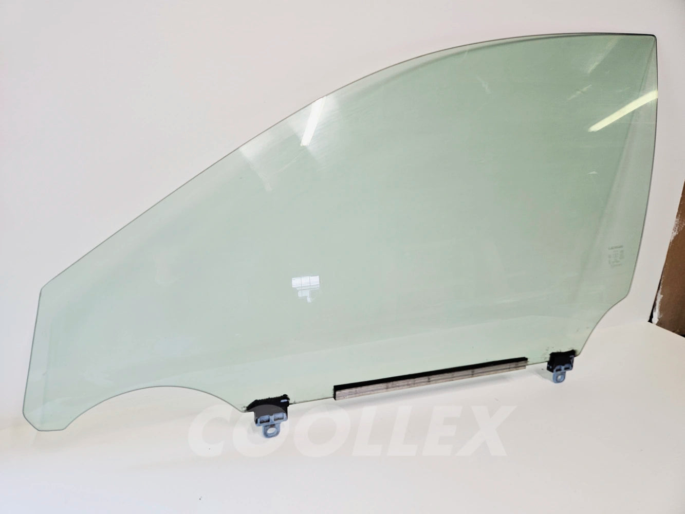 06-2013 Lexus Is250, Is350 Front Lh Driver Door Window Glass 68102-53053 Oem Used